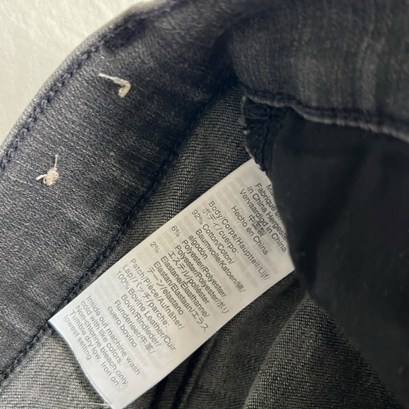 Madewell 9" Mid-Rise Skinny Jeans in Black Sea - Picture 13 of 13